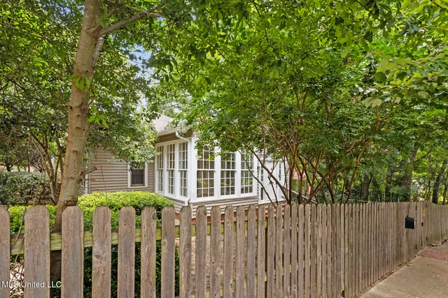 $229,000 | 810 Fairview Street, Jackson, MS 39202