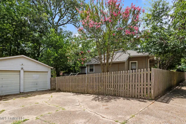 $229,000 | 810 Fairview Street, Jackson, MS 39202