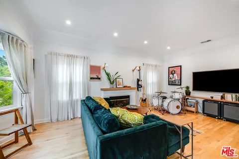 $1,500,000 | 849 North Lima Street, Burbank, CA 91505