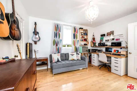 $1,500,000 | 849 North Lima Street, Burbank, CA 91505