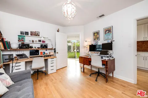 $1,500,000 | 849 North Lima Street, Burbank, CA 91505