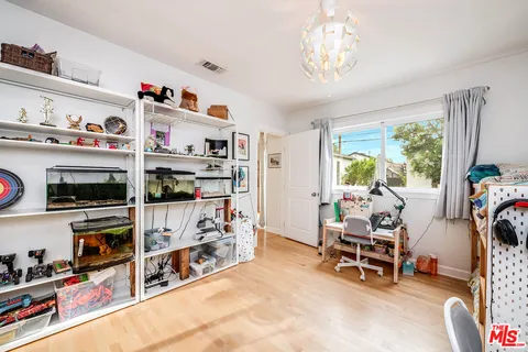 $1,500,000 | 849 North Lima Street, Burbank, CA 91505