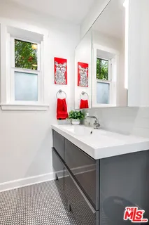 $1,500,000 | 849 North Lima Street, Burbank, CA 91505