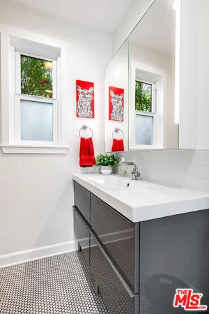 $1,500,000 | 849 North Lima Street, Burbank, CA 91505