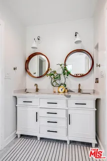 $1,500,000 | 849 North Lima Street, Burbank, CA 91505