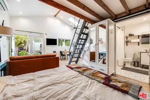 $1,500,000 | 849 North Lima Street, Burbank, CA 91505