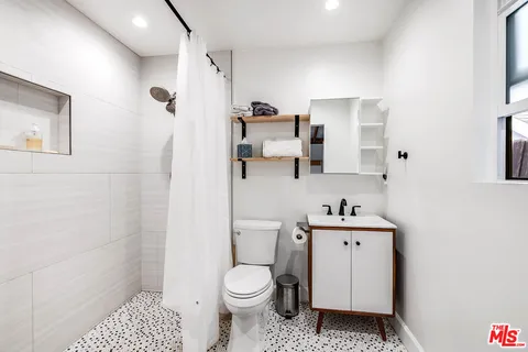 $1,500,000 | 849 North Lima Street, Burbank, CA 91505