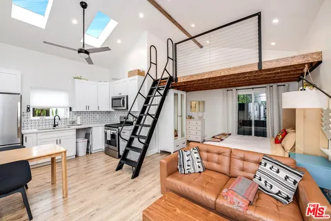 $1,500,000 | 849 North Lima Street, Burbank, CA 91505