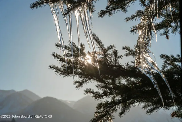 $1,495,000 | 176 River Trail Drive, Alpine, WY 83128