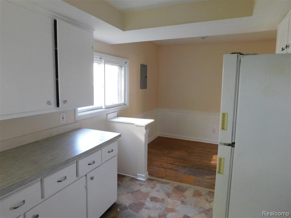 710 Washington Street Algonac, MI 48001 - Photo 4 of 11