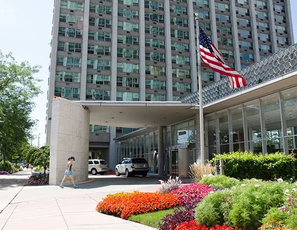 $2,400 | 3600 North Lake Shore Drive, Unit 621, Chicago, IL 60613