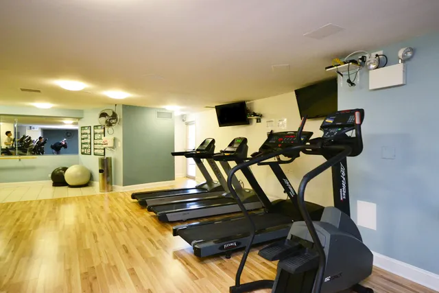 $2,400 | 3600 North Lake Shore Drive, Unit 621, Chicago, IL 60613