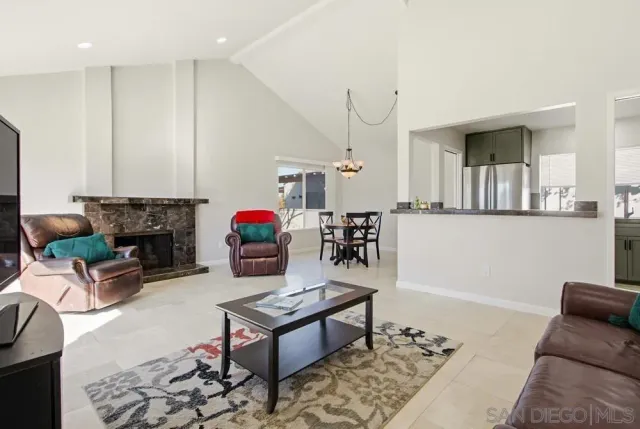 $3,890 | 17440 Plaza Cerado, Unit 71, San Diego, CA 92128