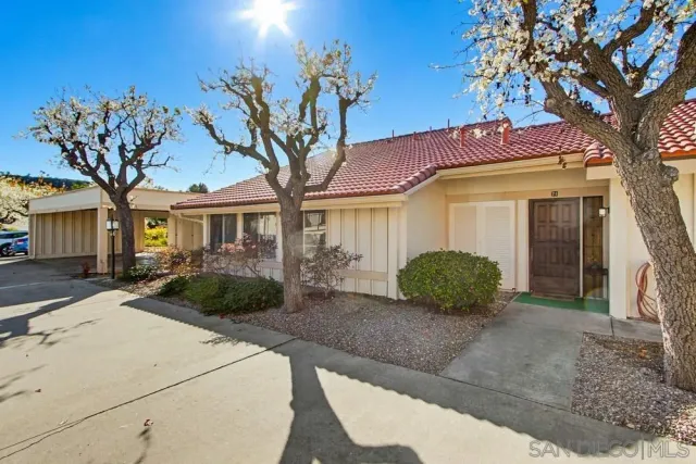 $3,890 | 17440 Plaza Cerado, Unit 71, San Diego, CA 92128