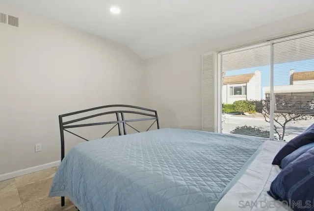 $3,890 | 17440 Plaza Cerado, Unit 71, San Diego, CA 92128