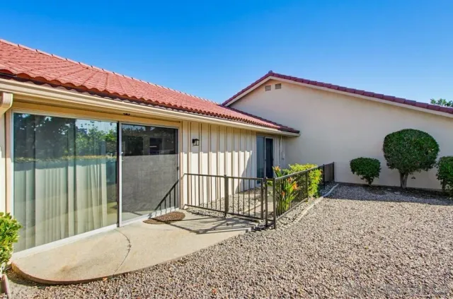 $3,890 | 17440 Plaza Cerado, Unit 71, San Diego, CA 92128