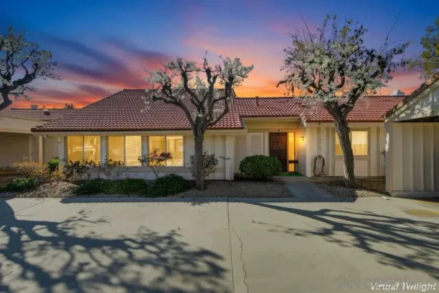 $3,890 | 17440 Plaza Cerado, Unit 71, San Diego, CA 92128