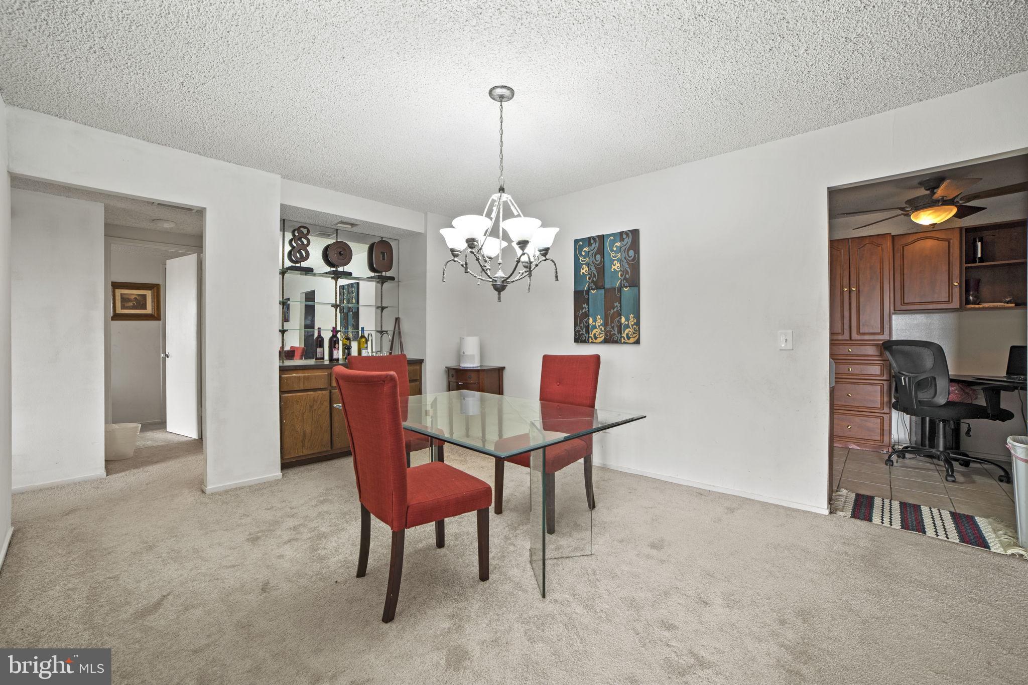 6101 Edsall Road, Unit 1003 Alexandria, VA 22304 - Photo 9 of 34 Gallery Image 9