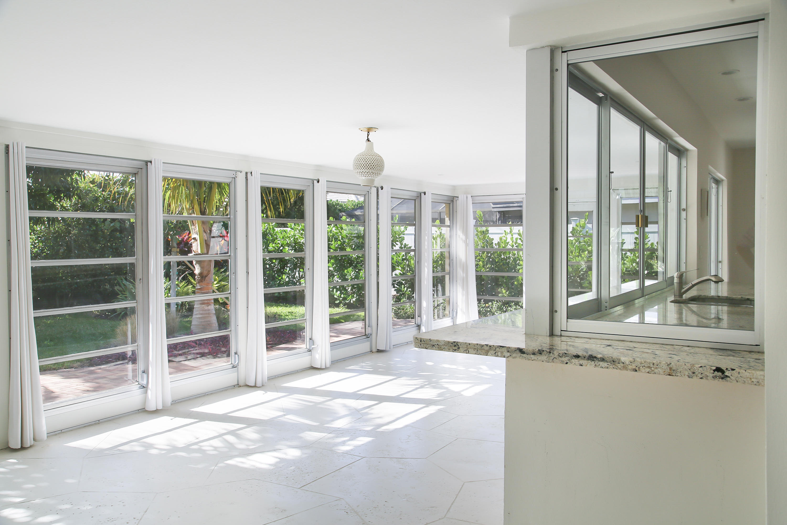 834 Southwest 5th Street Boca Raton, FL 33486 - Photo 5 of 10 iUSE photography_zt0a9363