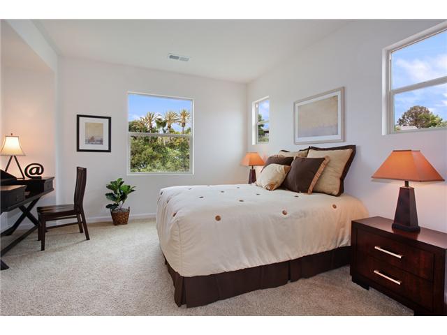 2004 Hummingbird Road Carlsbad, CA 92011 - Photo 10 of 12 Bedroom 2