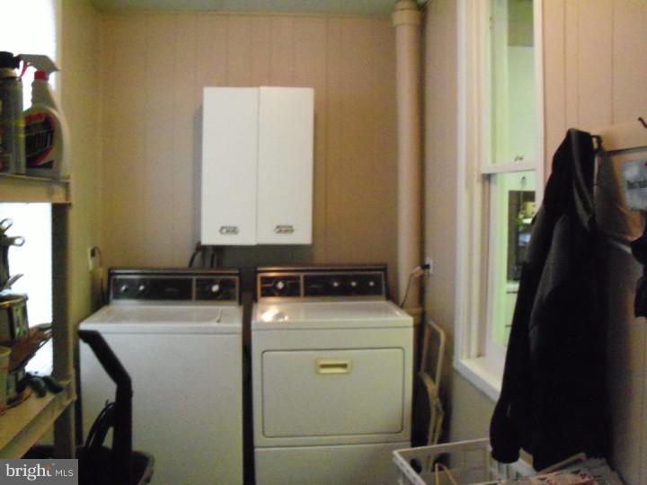 325 Crown Point Road Thorofare, NJ 08086 - Photo 7 of 17 Laundry Room