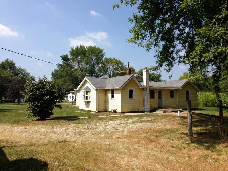 1320 Anderson Frankton Road Anderson, IN 46011 - Photo 13 of 14 Gallery Image 13
