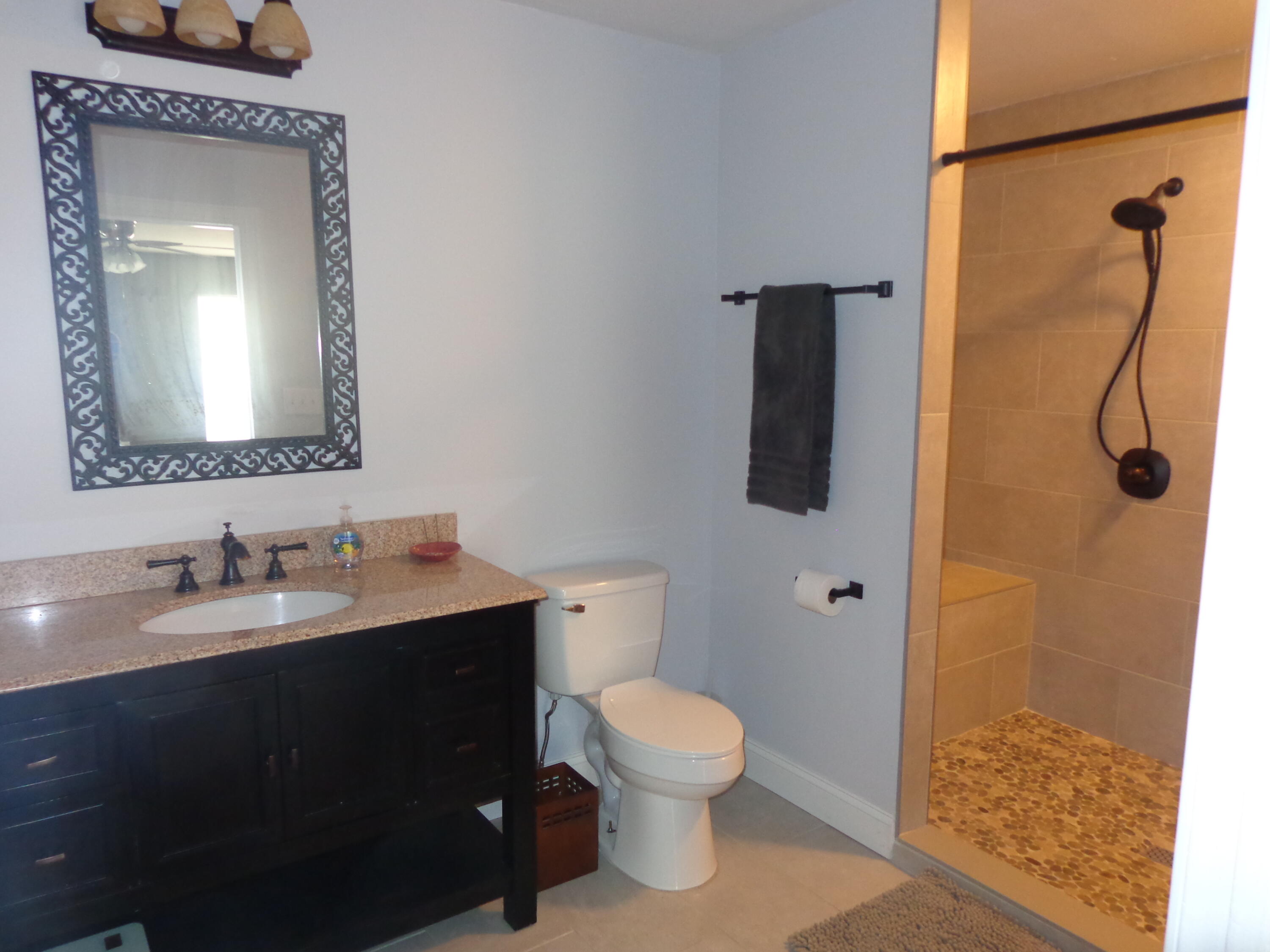 6218 Old Union Road Harlem, GA 30814 - Photo 23 of 28 Owners Bath 1