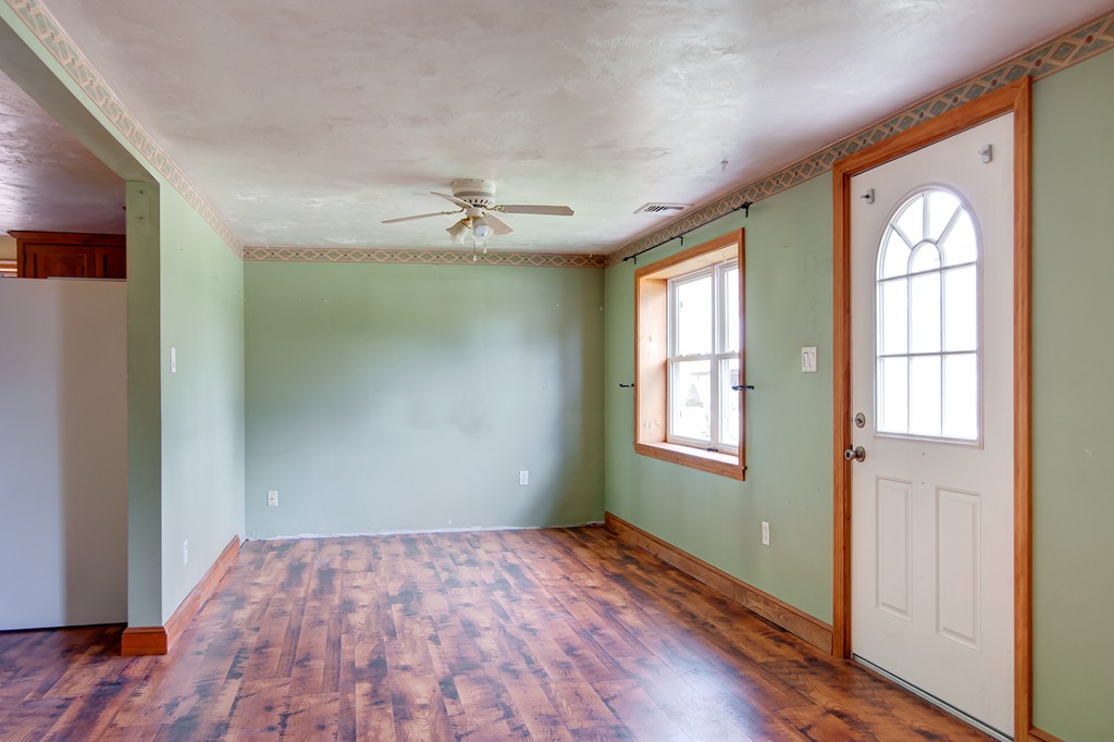 29 Waterman Road Auburn, MA 01501 - Photo 20 of 23 Gallery Image 20
