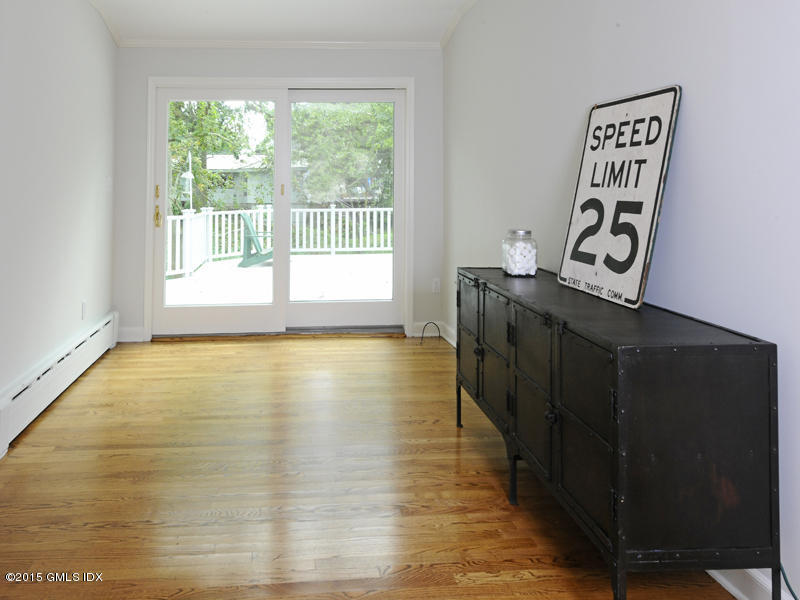 8 Indian Point Lane Riverside, CT 06878 - Photo 11 of 18 a view of an empty room with window