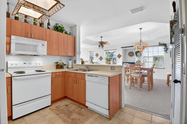 $2,300 | 501 Belmont Place, Boynton Beach, FL 33436