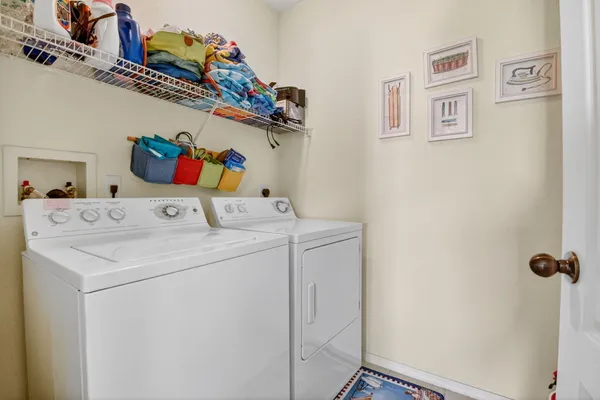 $2,300 | 501 Belmont Place, Boynton Beach, FL 33436