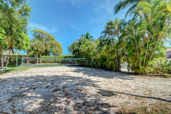 $2,300 | 501 Belmont Place, Boynton Beach, FL 33436