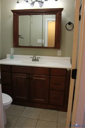 $2,000 | 1301 Canterbury Lane, Colonial Heights, VA 23834