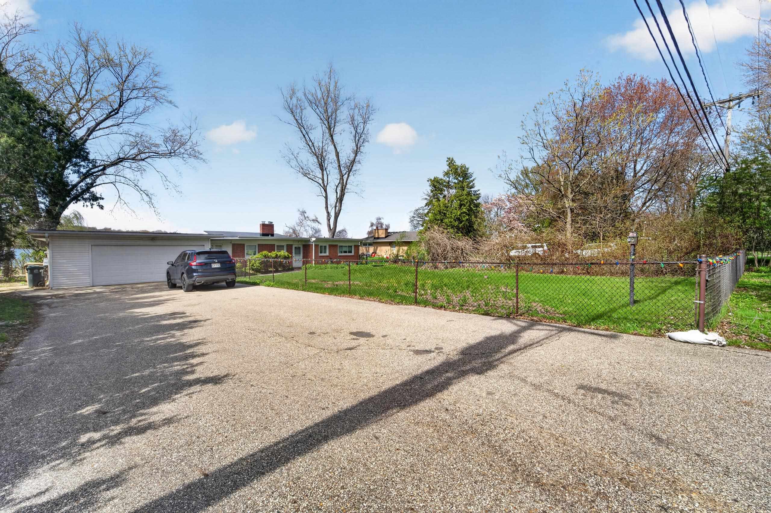 3048 Waunona Way Madison, WI 53713 - Photo 29 of 32