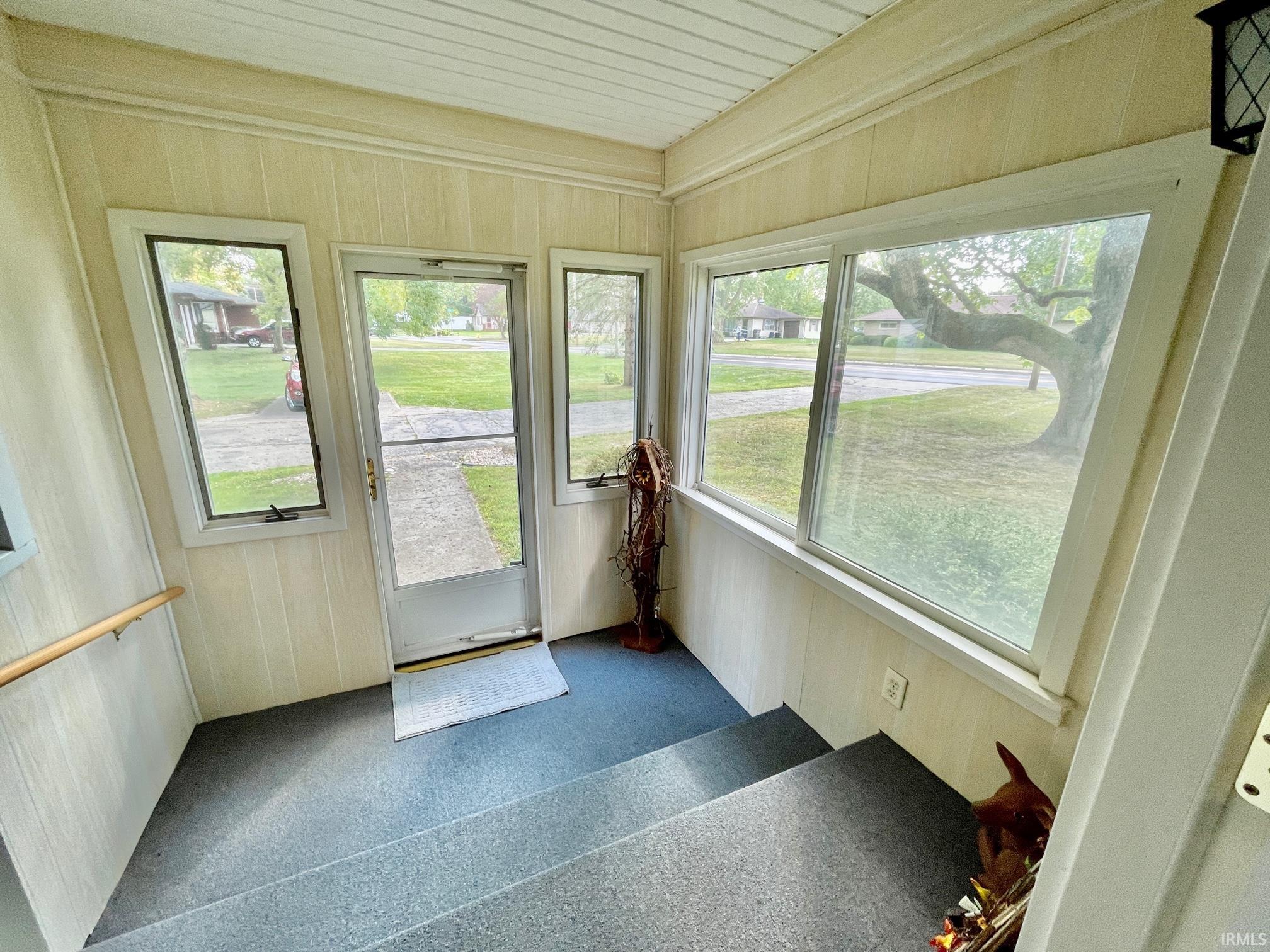1507 Ranch Road Warsaw, IN 46580 - Photo 7 of 9 Gallery Image 7