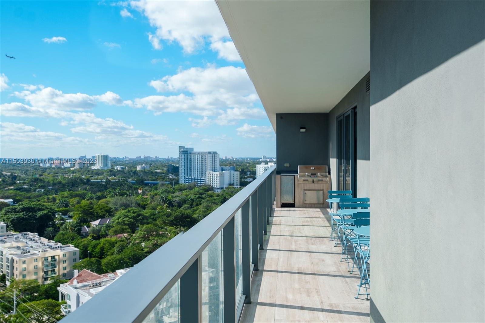 1451 Brickell Avenue, Unit 1803 Miami, FL 33131 - Photo 22 of 35 a view of a balcony