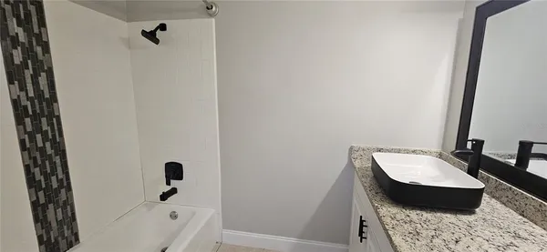 $2,100 | 2625 Spring Valley Circle, DeLand, FL 32720