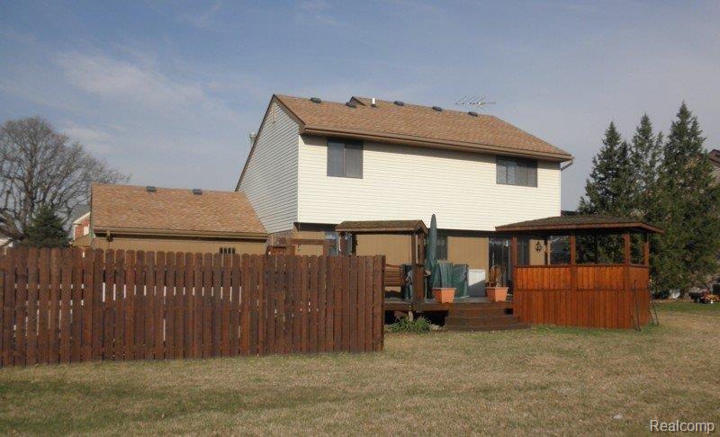 1130 Paddington Road Canton, MI 48187 - Photo 2 of 12 back_home