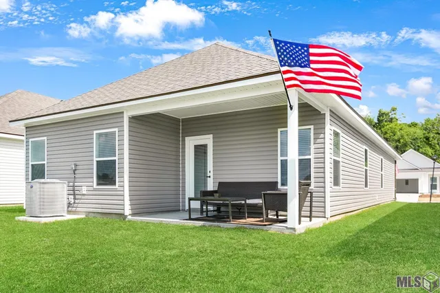 $2,750 | 1128 Renova Drive, Baton Rouge, LA 70820