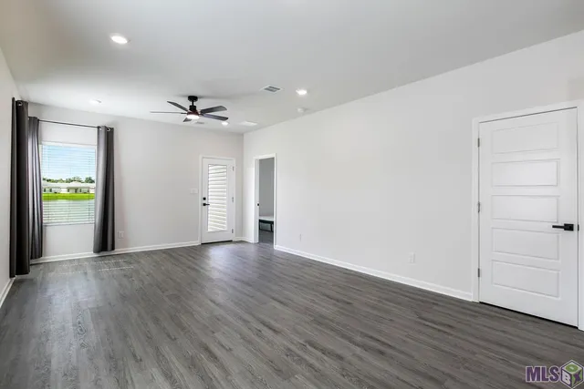$2,750 | 1128 Renova Drive, Baton Rouge, LA 70820
