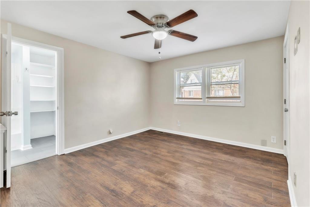 841 Railroad Street McKees Rocks, PA 15136 - Photo 27 of 44 a view of an empty room with a window