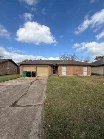 $1,800 | 5414 Hazel Street, Baytown, TX 77521