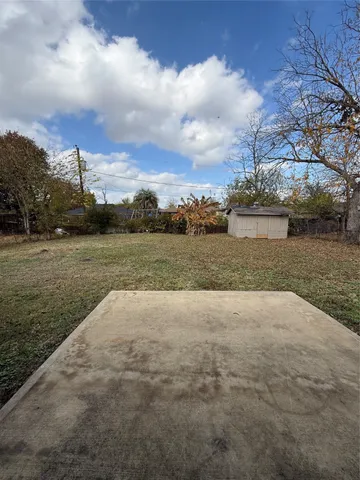 $1,800 | 5414 Hazel Street, Baytown, TX 77521