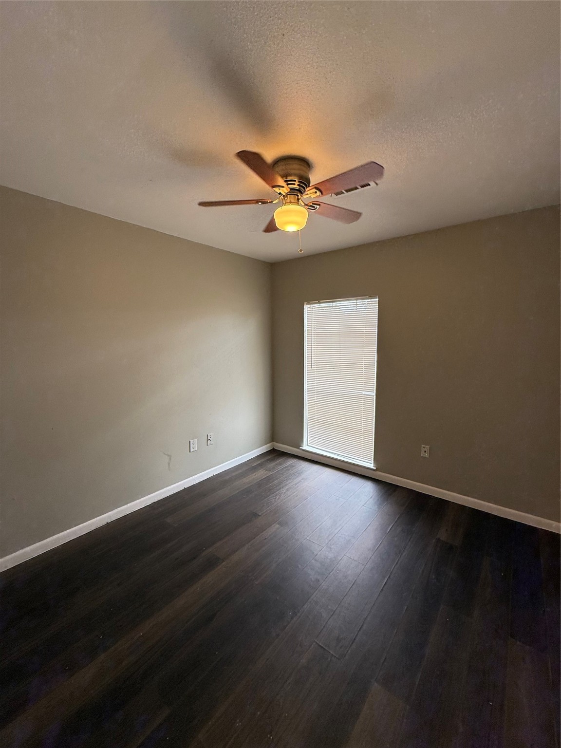 5414 Hazel Street Baytown, TX 77521 - Photo 6 of 14