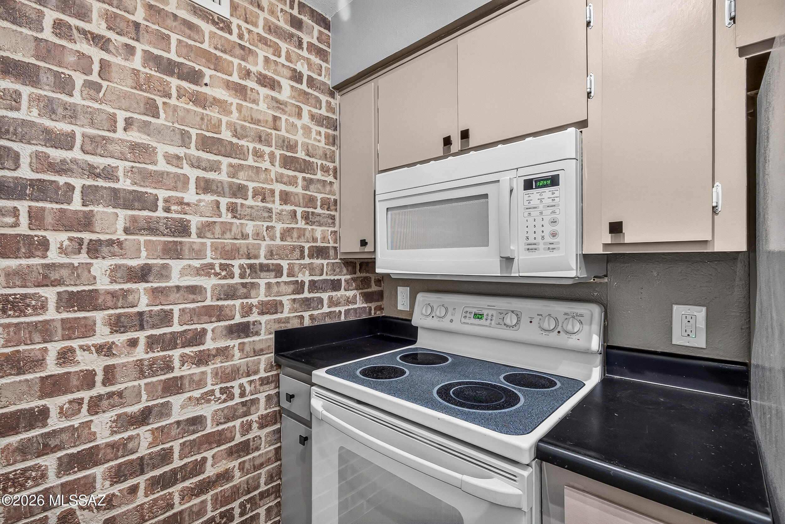 1600 North Wilmot Road, Unit 131 Tucson, AZ 85712 - Photo 8 of 18