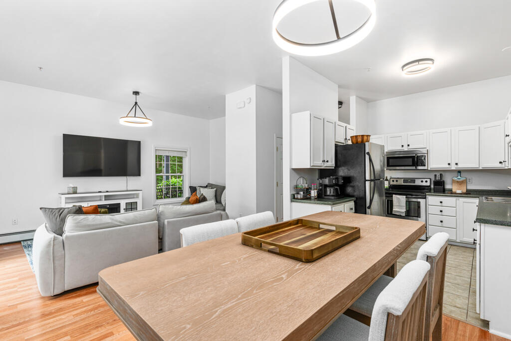 9 Cascade Road, Unit A8 Old Orchard Beach, ME 04064 - Photo 8 of 39 DSC05105