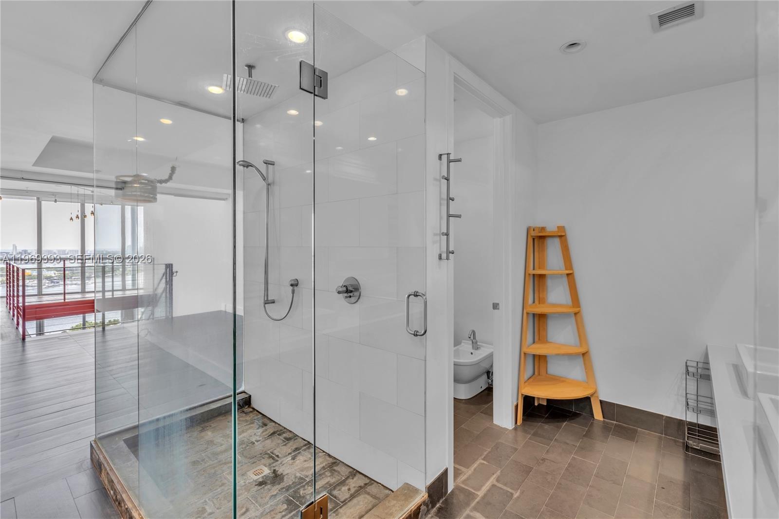 1100 Biscayne Boulevard, Unit 2706 Miami, FL 33132 - Photo 12 of 26