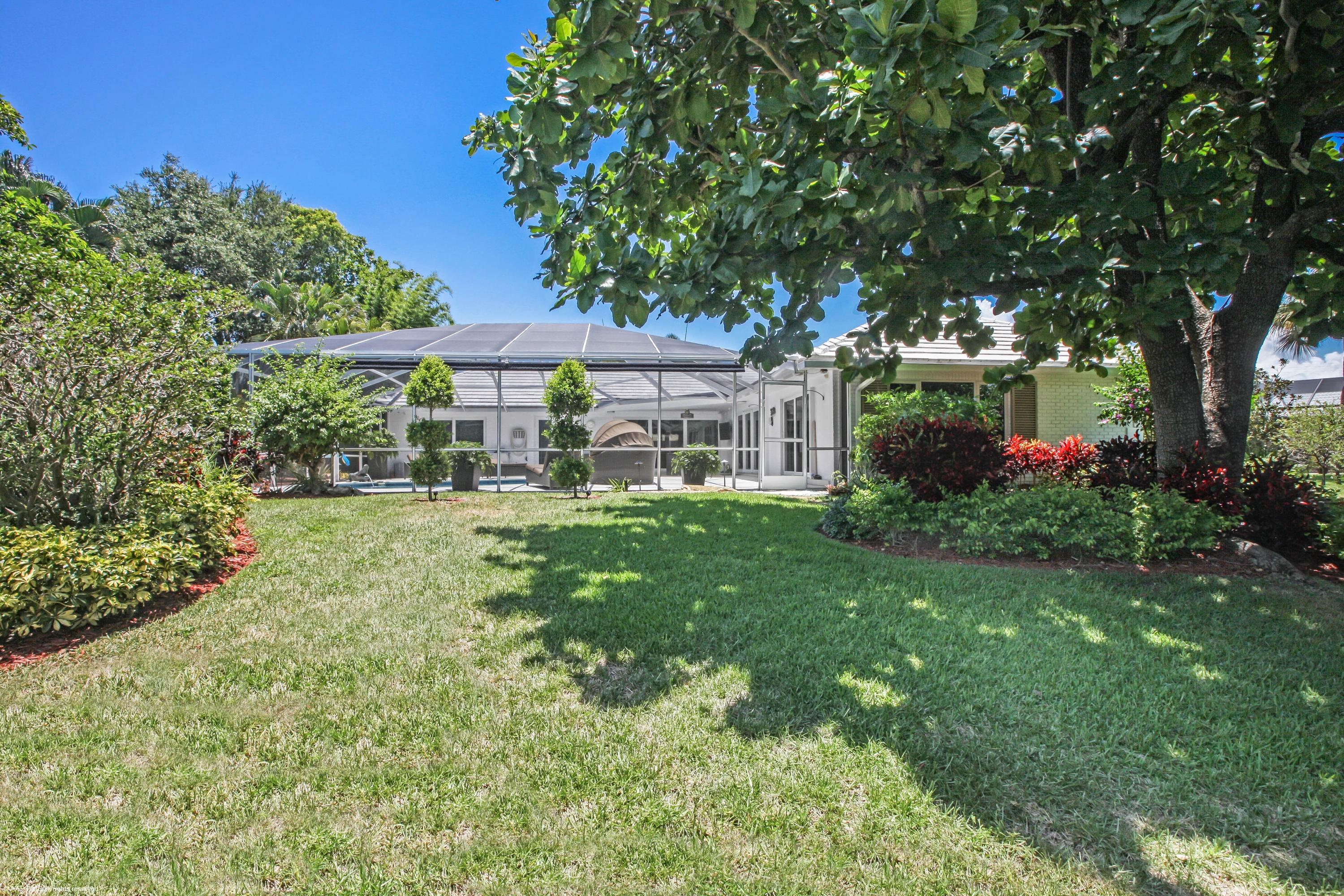1216 Mulberry Way Boca Raton, FL 33486 - Photo 32 of 38 BACK YARD
