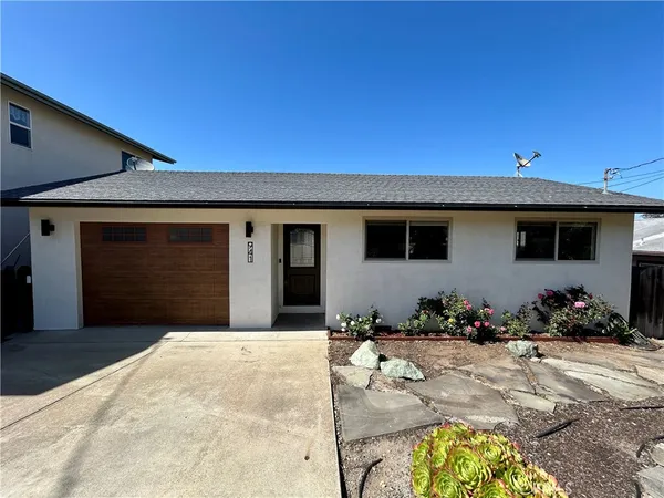 $924,500 | 941 Marina Street, Morro Bay, CA 93442
