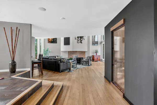 $4,750,000 | 1101 Farwell Drive, Madison, WI 53704